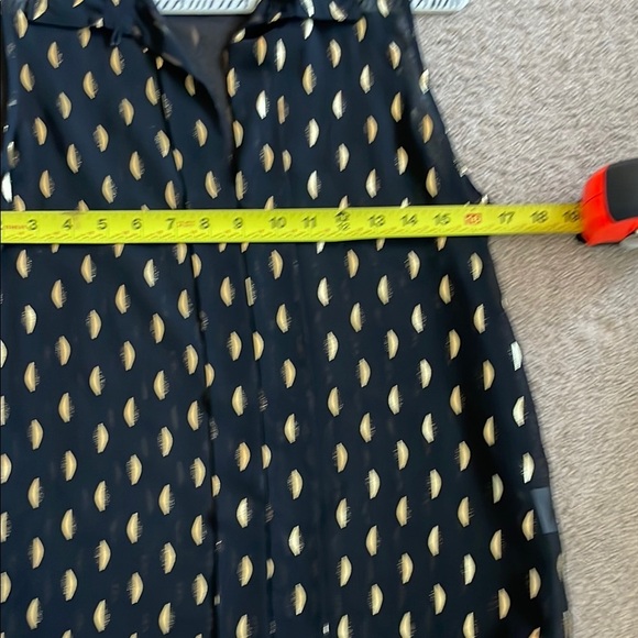 Collective Concepts Black Sheer Buttoned Blouse - Picture 3 of 4